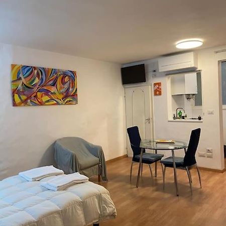 Gianfranco - City Center Apt フィレンツェ エクステリア 写真