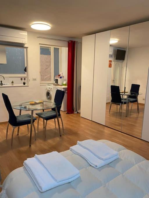 Gianfranco - City Center Apt フィレンツェ エクステリア 写真